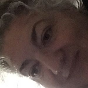 Meet your Posher, Pam